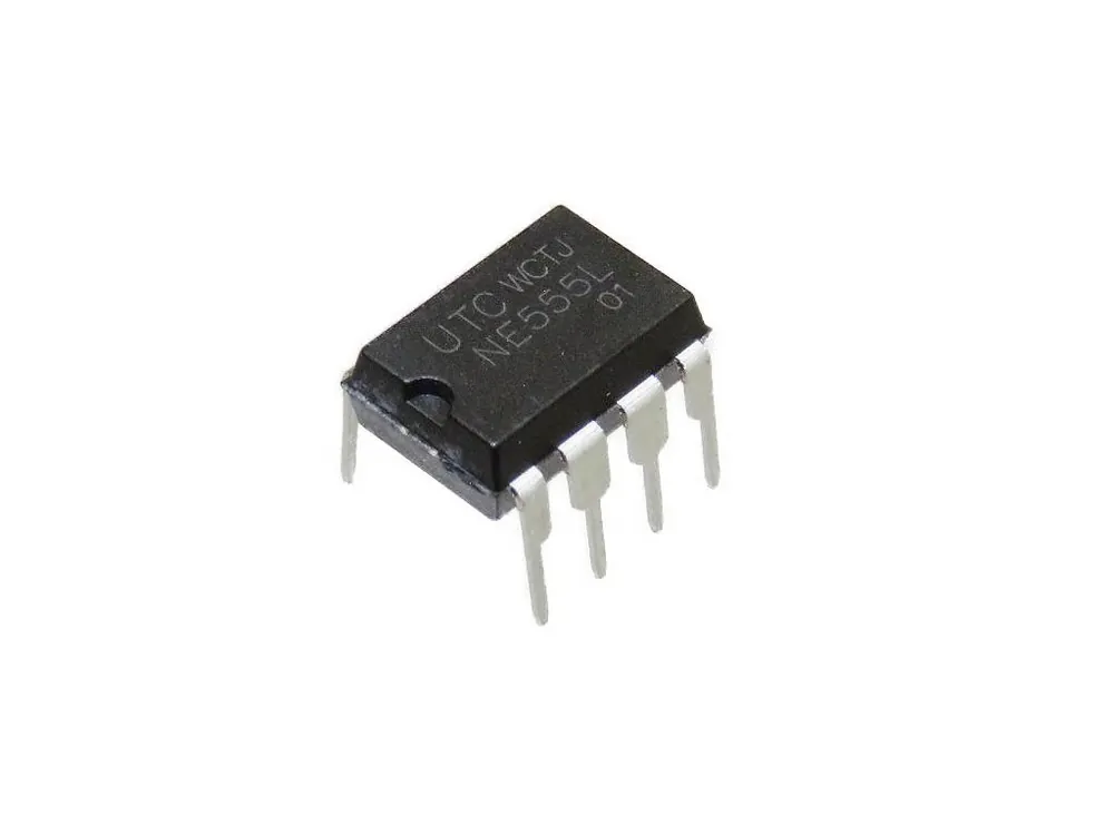Expresní Doručení UTC NE555L-D08-T časovač DIP-8