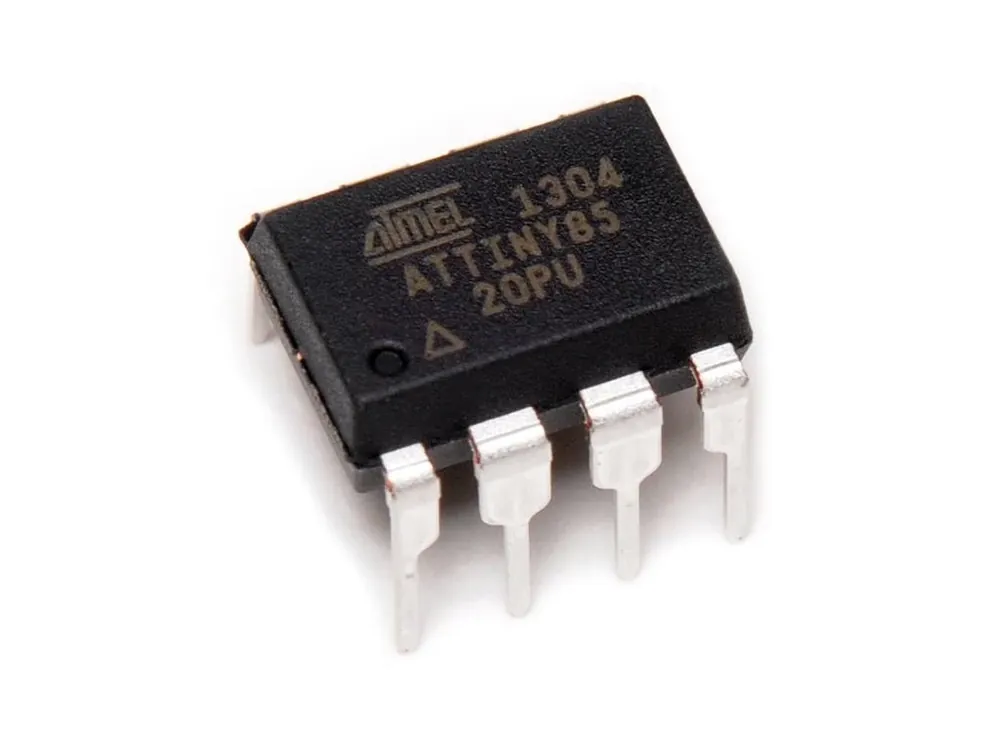 Atmel ATTINY85-20PU MCU 8BIT 8KB FLASH, DIP-8 Odeslání Ihned