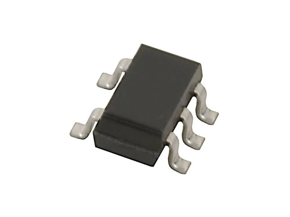Speciální Cena MICRONE ME6211C33M5G-N 3.3V 0.2A stabilizátor, SOT-23-5