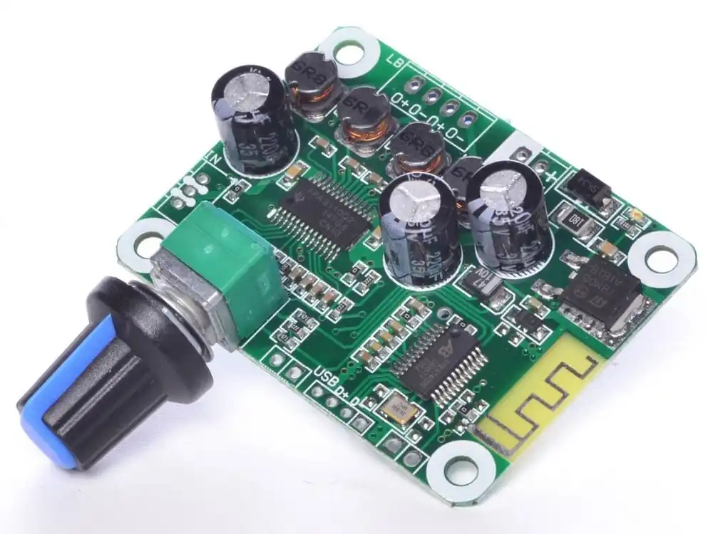 Bluetooth 4.2 audio modul + 2x15W zesilovač Rychlé Dodání